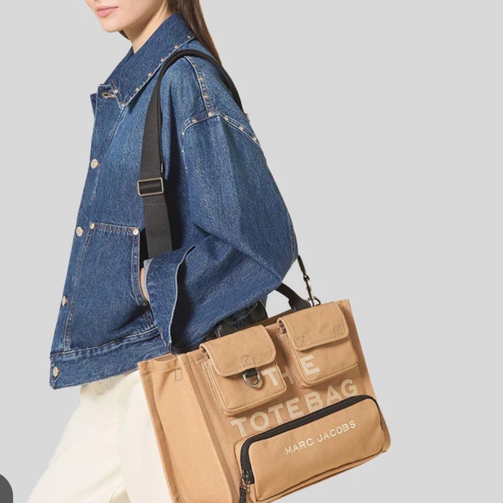 Marc Jacobs  The Cargo Tote bag in Camel - Picture 7 of 7